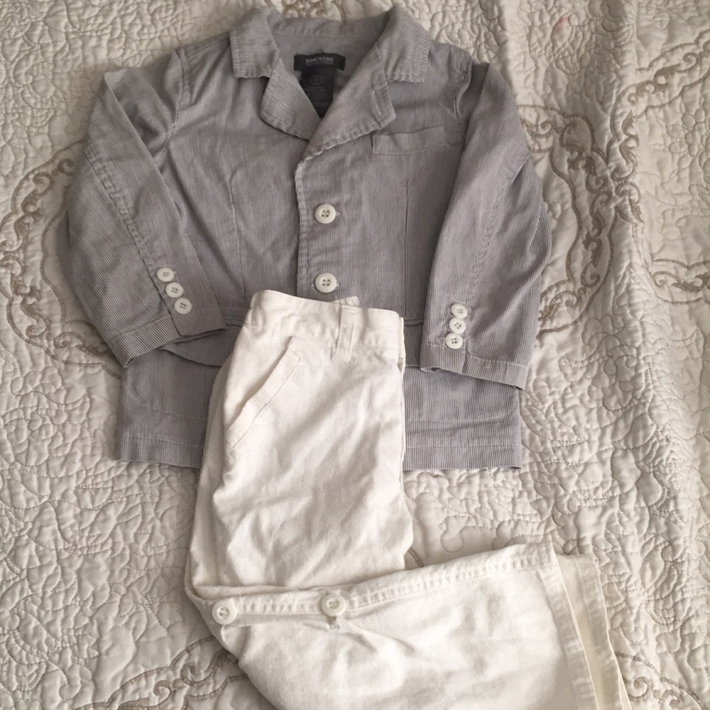Kenneth Cole suit 3t
